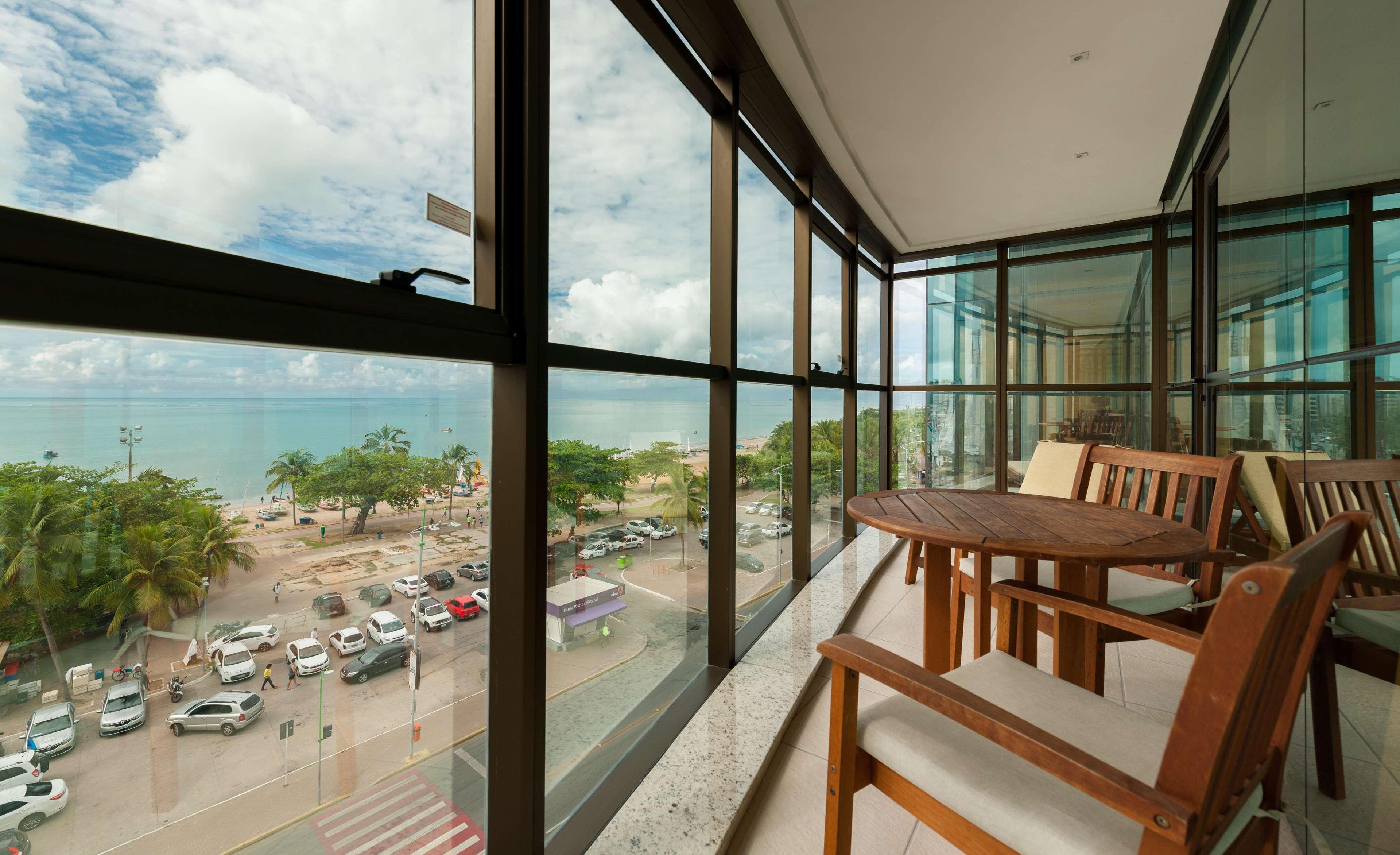 普利米尔马塞约贝斯特韦斯特酒店 Maceió 外观 照片 A view of the beach from a hotel in Natal