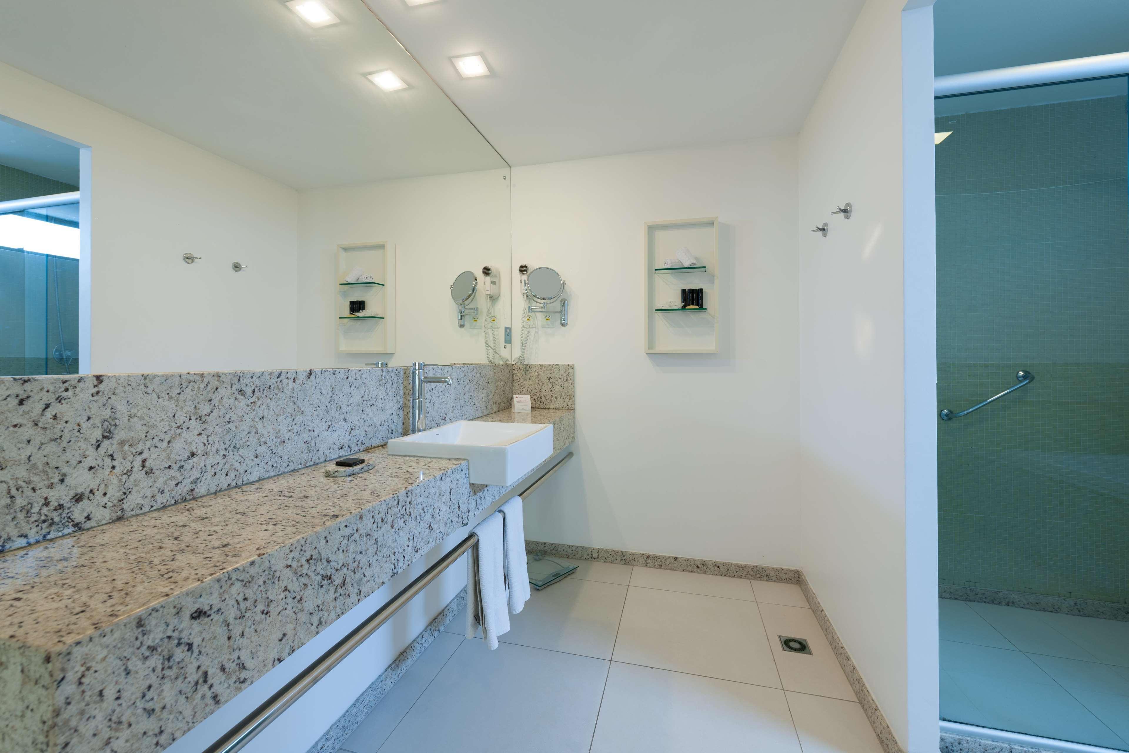 普利米尔马塞约贝斯特韦斯特酒店 Maceió 外观 照片 Bathroom